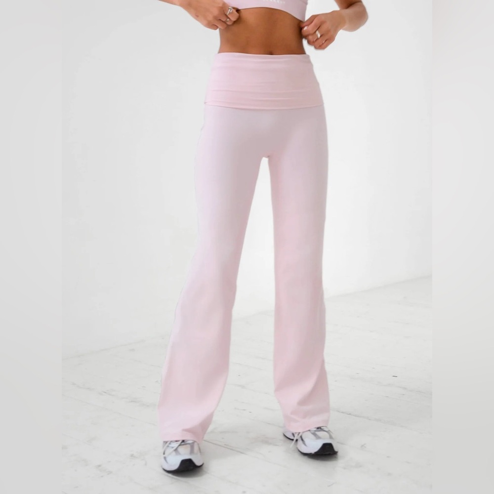 REFORM YOGA PANTS // Pilates Princess Flare Pants
